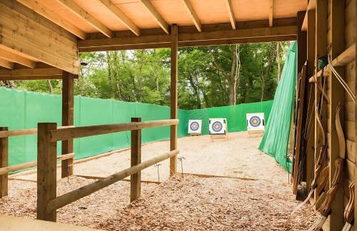 Lazy Bear Lodge with Hot Tub - Finlake Resort and Spa in Devon - Foto 32