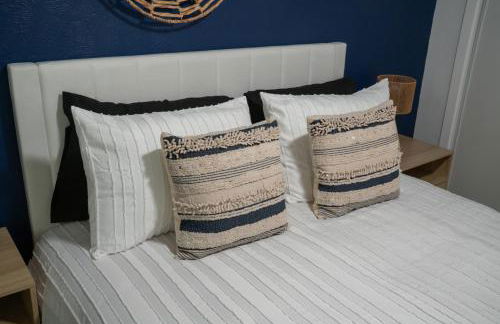 Cozy DT DFW Free Parking Pool Medical Dist - Foto 10