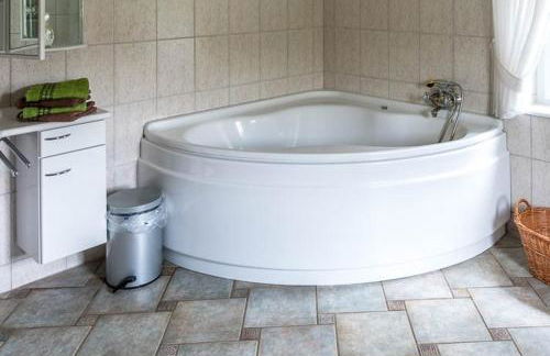 Jagdschloss Stift Ennenbach - Foto 7