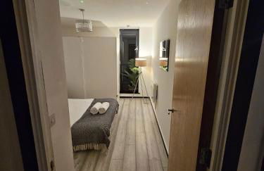 Lavish London Apartment - Secure with parking - Foto 4