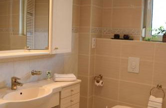 Superior - Ferienhaus am Engelsbach mit Garten und Pool - Foto 19