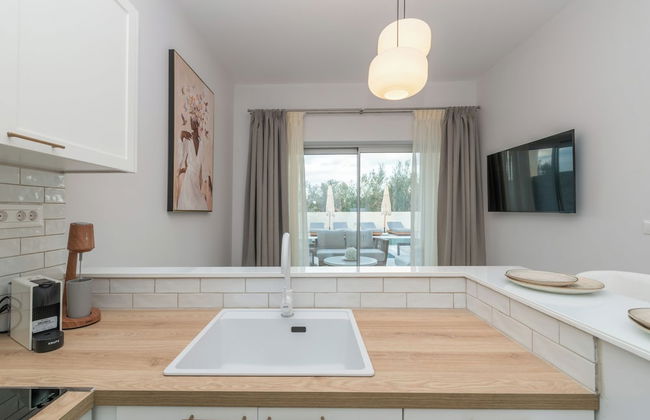 Camelia Luxury Suites - Private Pool & Jaccuzi - Foto 18