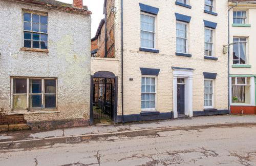 Charming Grade II Listed Apartment, Sleeps 4 in Shropshire - Foto 8