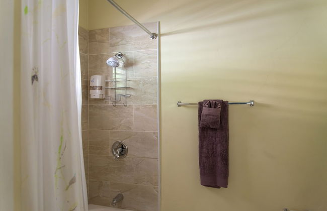 Monimo Ridge Suites - Photo 13