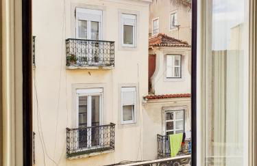 Charming Studio close to LX Factory - Photo 23