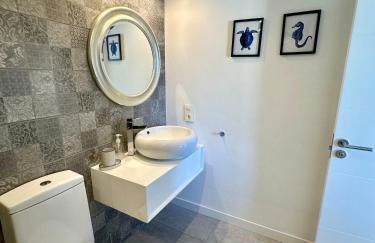 Ático céntrico con amplias vistas mar y playa - Foto 16