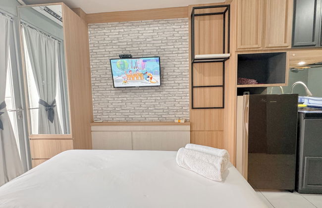 Comfortable Living Studio At Tamansari Prospero Apartment - Photo 2