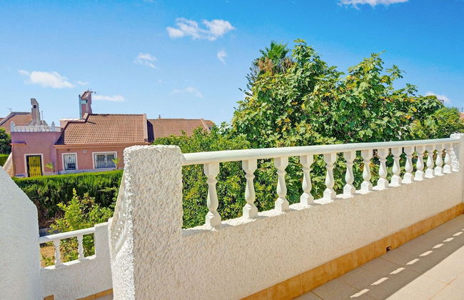 Belvilla by OYO Chalet San Miguel de Salinas - Foto 32