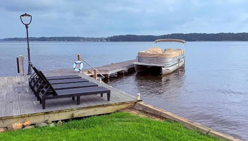 Lakefront Home with Hot Tub and Dock in Cross Hill! - Foto 3