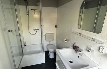 Ruhige Wohnung am Ortsrand - nahe KIT-Campus Nord - Foto 8