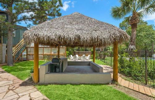 Waterfront oasis with private pool, game room, fire pit and volleyball court - Foto 66