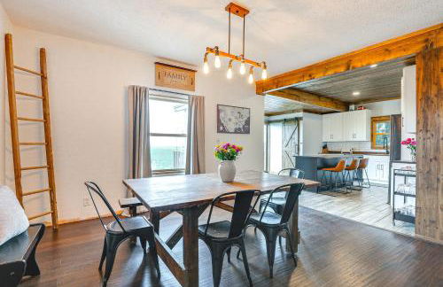 Family-Friendly Seward Home with Sauna and Pool! - Foto 6