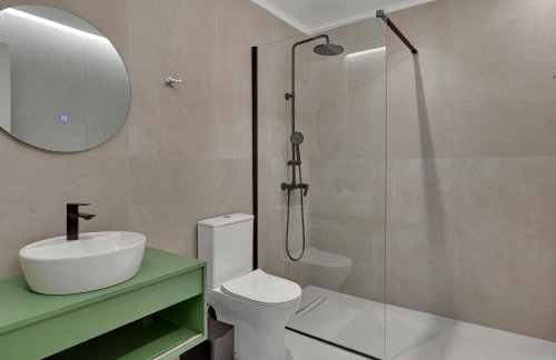 Nomads Lux Studios & Business Center - Photo 9