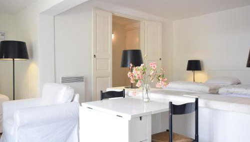 Apartment in Montbrun-les-bains Near Forest - Foto 2