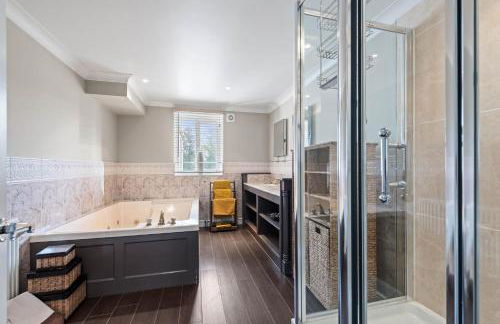 Home with Natural Mineral Spring Water near Stamford - Foto 23