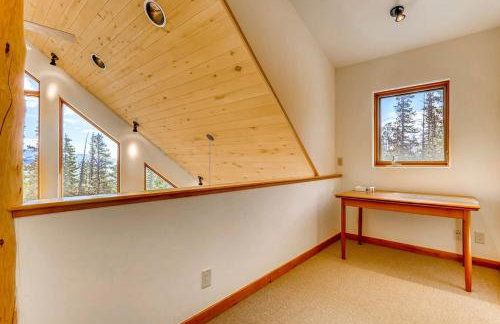 Lovely Home with Great Views and Private Hot Tub - Porcupine Slopes - Foto 17