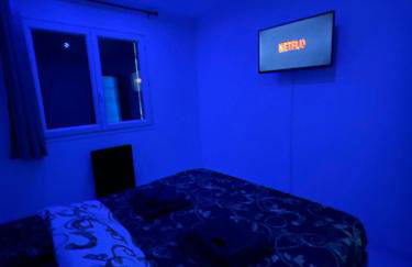 Suite cinéma et jacuzzi privé - Foto 35