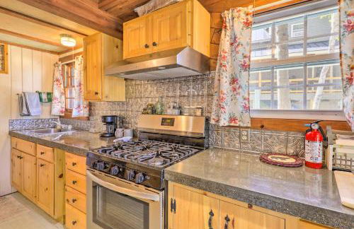 Lake Hermit Cabin with Kayaks and Paddleboards! - Foto 8