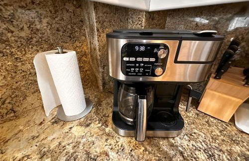 Luxurious and Spacious 2-Bedroom Condo Unit Downtown San Diego in the Heart of the Gaslamp Quarter - 30-Day Min recommended - 14-Day Min acceptable - Foto 58