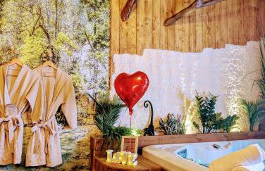 Les Spas de la mer, Appart&Spa Canopée, 100m de la plage, Love Room - Foto 7