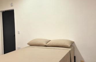 Studio Privativo prox Centro, Praia Clube, c Ar condic e c Garagem - Foto 9