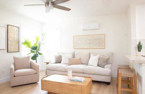 Live the Beach Life in a Quaint Shell Cottage - Foto 6