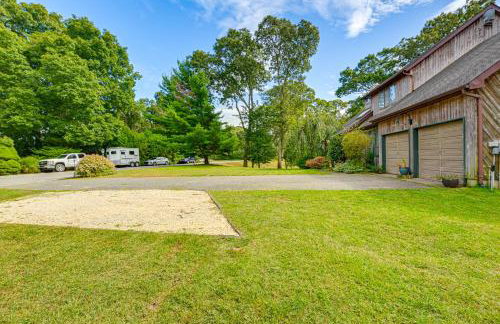 Pet-Friendly Apt with Hot Tub Near the Hamptons! - Foto 21