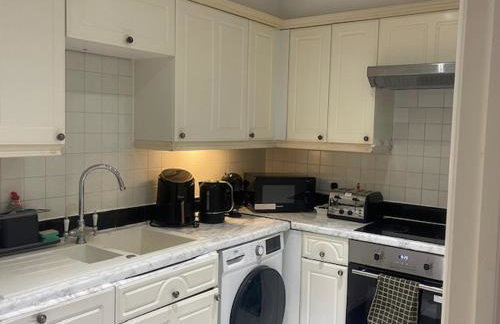 Kensington Olympia 2 bed Cosy Apartment - Foto 10