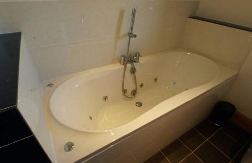 OAKLEY LODGE- LUXURY FARM COTTAGE - Foto 36