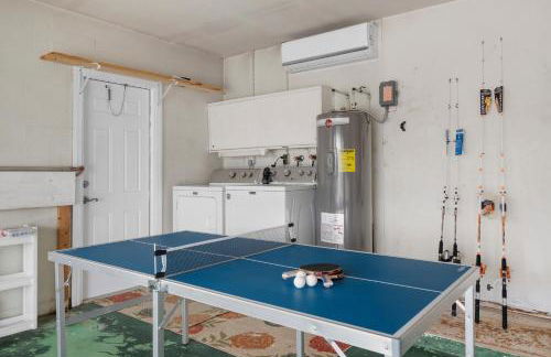 Venice Lakefront Pool Home - Photo 15