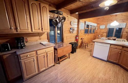 Perfect Mountain Getaway - Photo 21