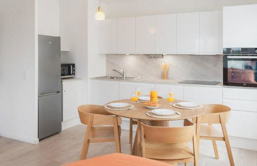 Tranquility Terminal - Paris Orly Airport - Foto 9