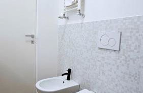 Val's Vatican Wall Apartment - Photo 34