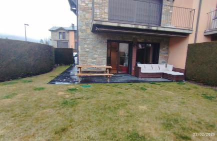 Bonito apartamento con gran jardín - Foto 11