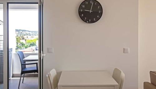 Magnificent 1 Bedroom Apartment With Views Over The Ocean - Foto 2