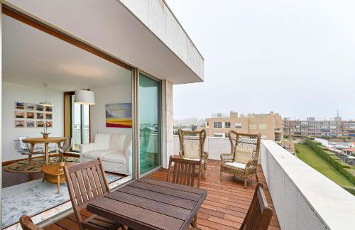 Leça Front Beach Luxury Penthouse - Photo 40