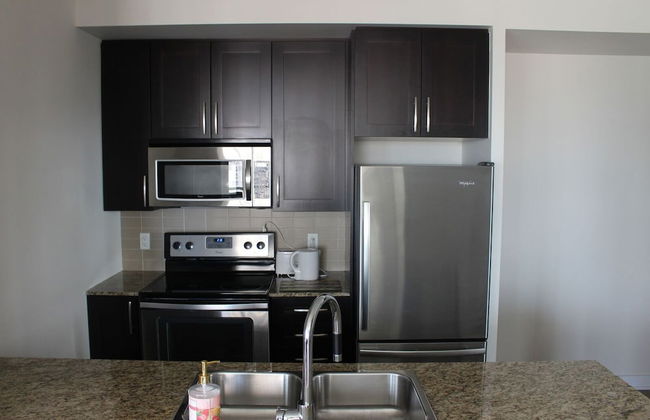 Deluxe Corner Suite - By Elite Suites - Photo 8