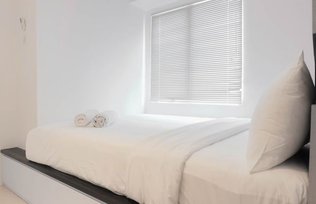 Stylish and Modern 2BR Bassura City Apartment - Photo 3