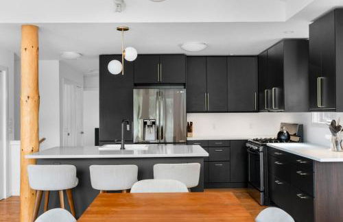 Modern Lakefront Retreat w King Bed - Foto 27