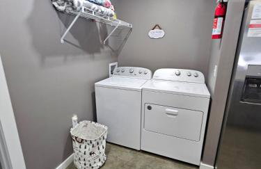 Adirondack Private Cabin New Construction - Foto 7