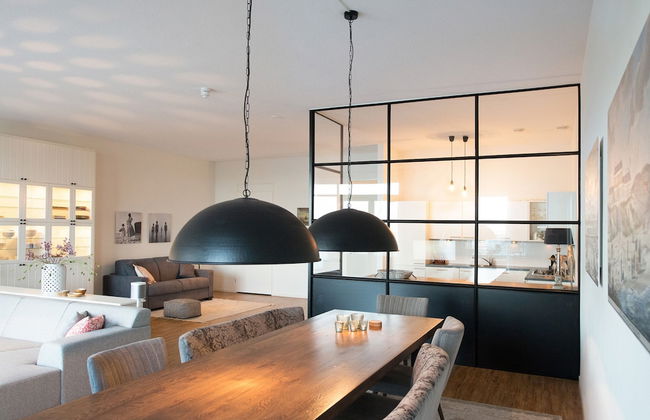 Appealing Apartment in Den Haag With Balcony, Terrace - Photo 54