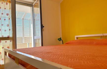 Fano, trilocale con terrazzino a 30mt dal mare - F006 - Foto 7