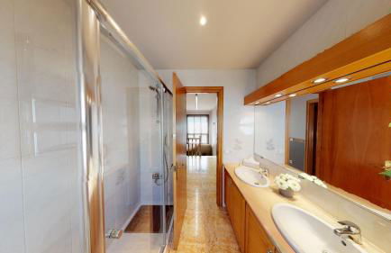 HOUSE OF JOY , CASA EN BANYOLES - Foto 28