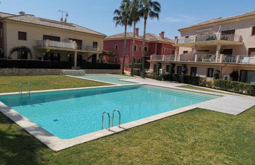 Beautiful penthouse with 3 pools, indoor heated pool, sauna, jacuzzi - Foto 29