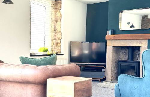 Peak District Getaway Retreat! The most Stunning Garden Views - Firepit - Brand newly refurbished - Perfect for friends & family getaways - Photo 25