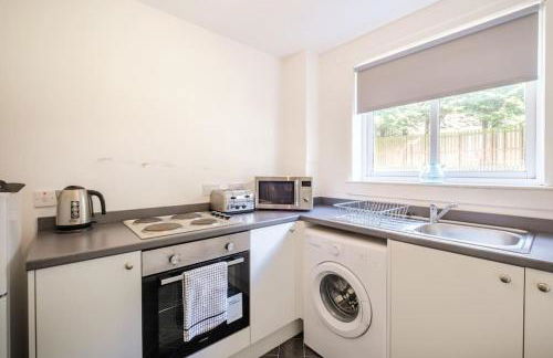 Monicas Apartment Lovely ground floor 2 bedroom serviced apartment - Foto 37