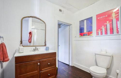 Historic 1Bdrm - Parking - Walk to Restaurants & Westport! - Photo 37