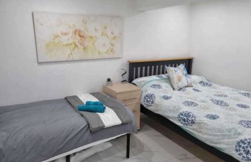 1 Bed Flat - 5 Guests - Pets - Parking - Wifi - Foto 8