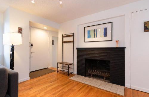 Spacious Retreat 3 Miles to Airport 12 to Seattle - Foto 11