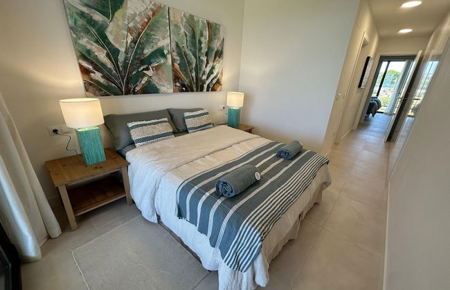 Impeccable 2-bed Apartment in Camarate Hills - Photo 1